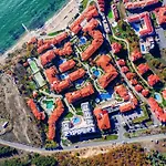 комплекс райска градина Свети Влас