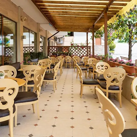 ガーデン オブ エデン コンプレックス