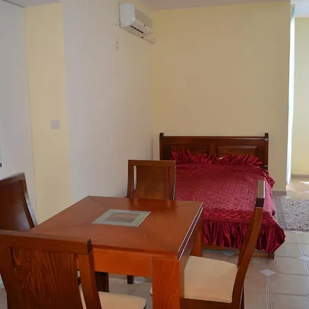 Garden Of Eden Complex سفيتي فلاس