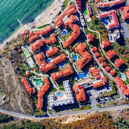 ガーデン オブ エデン コンプレックス スヴェティ・ヴラス