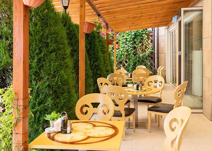 ガーデン オブ エデン コンプレックス スヴェティ・ヴラス