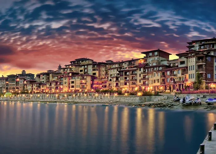 Hotel Garden Of Eden Complex