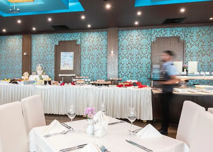 Garden Of Eden Complex Hotel