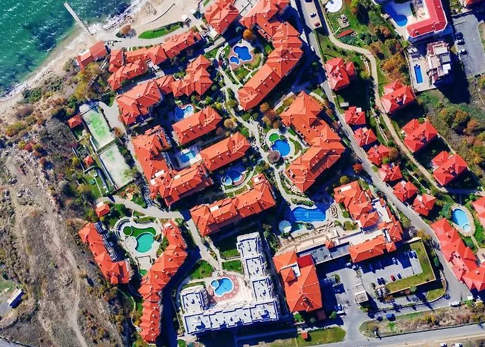 ガーデン オブ エデン コンプレックス スヴェティ・ヴラス